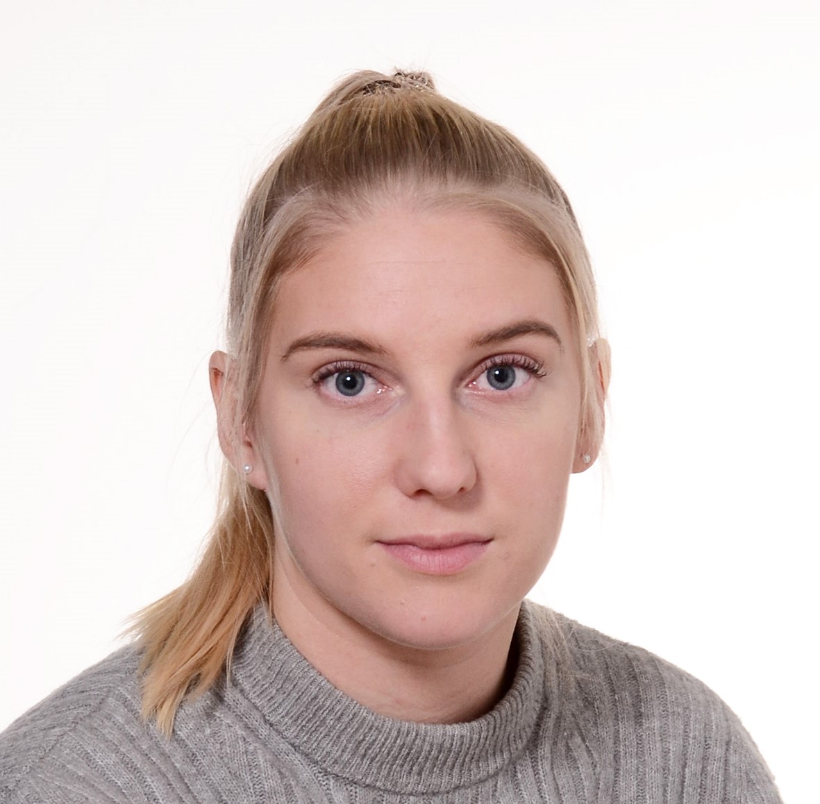 jenna-putkonen-experts-pihlajalinna